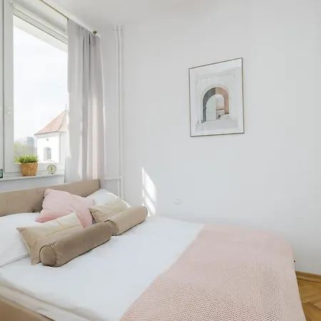 Shortstaypoland Niecala Lejlighed Warszawa